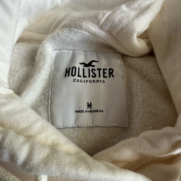 Hollister Men's Cream Hoodie with Logo - Picture 3 of 3